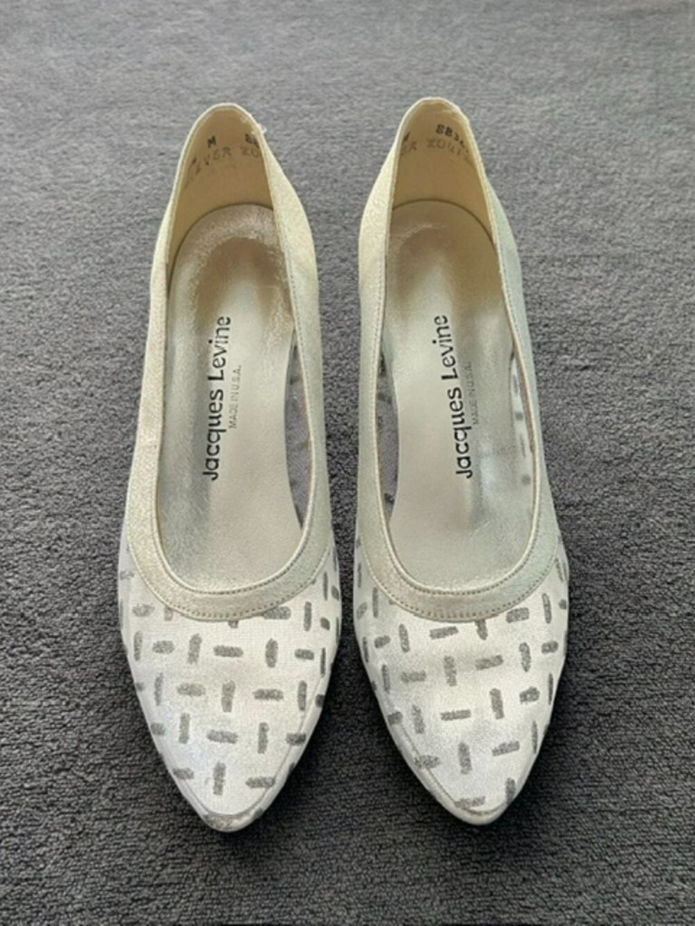 NWT Vintage Jacques Levine Women's Size 7.5 M Louisa Silver Heels